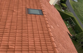 écapage toiture avec application hydrofuge colorée