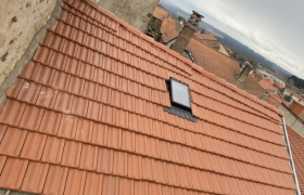 Remplacement remplacent des tuile mise en place d un velux 